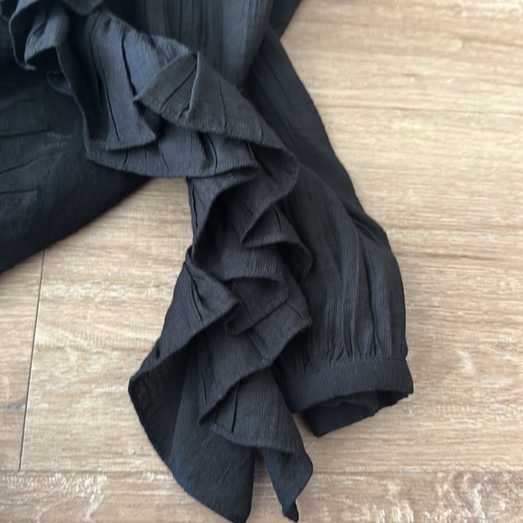 Club Monaco Ruffle Sleeve Blouse - Picture 2 of 2